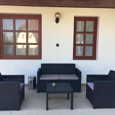 Bed & Breakfast Szilvia Gaestehaus Bük