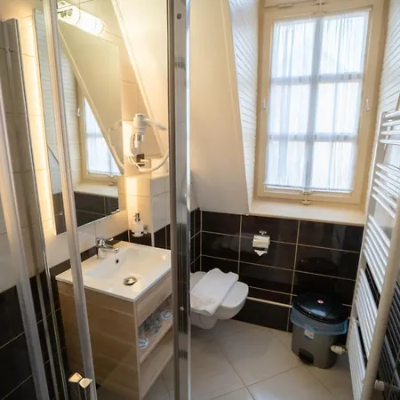 Szilvia Gaestehaus Bed & Breakfast