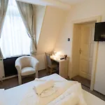 Bed & Breakfast Szilvia Gaestehaus