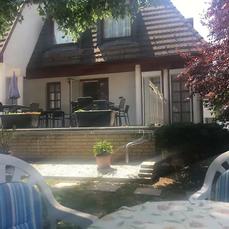 Szilvia Gaestehaus 3*