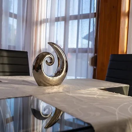 فندق مبيت وإفطار Szilvia Gaestehaus Bük